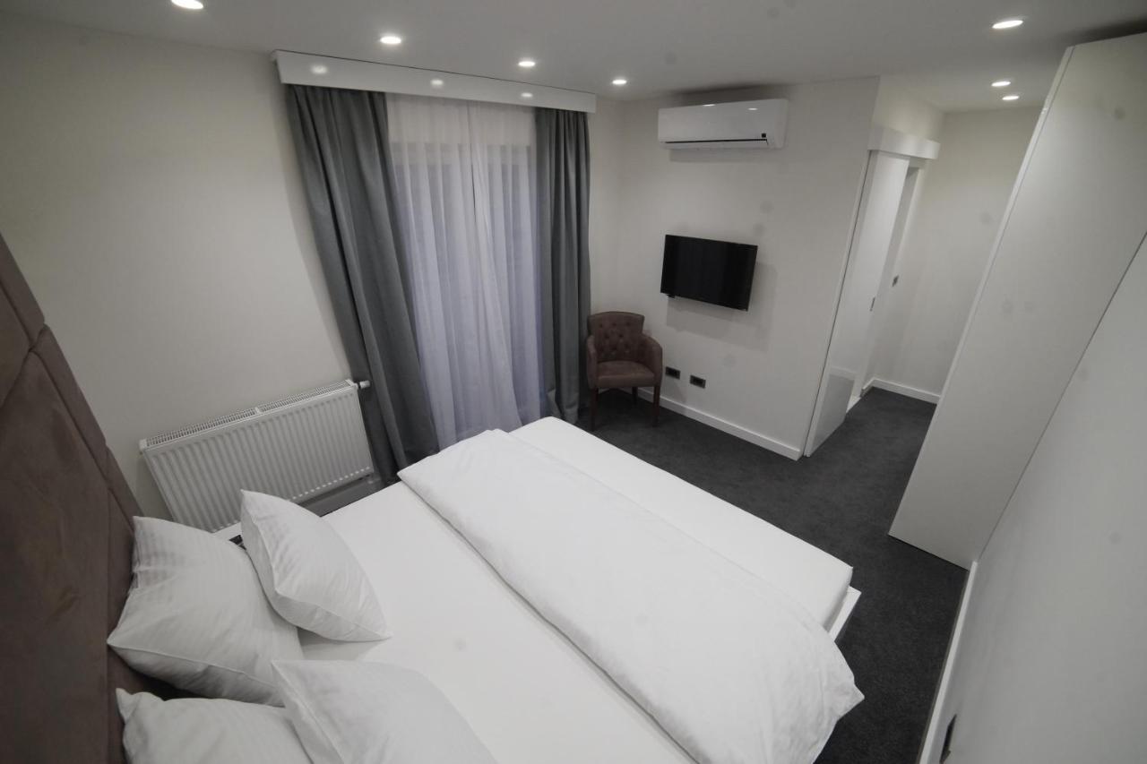 Forty Two Block A Hotel Zagreb Eksteriør billede